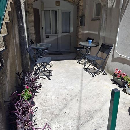 Old Town Apartment Nina 1 سبليت المظهر الخارجي الصورة