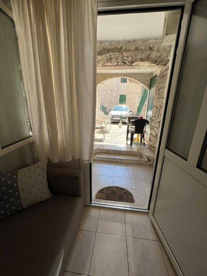 Old Town Apartment Nina 1 سبليت المظهر الخارجي الصورة
